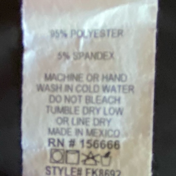 NWT-FACE KISSES-BLACK & GOLD TOP-SIZE LARGE - Picture 8 of 8